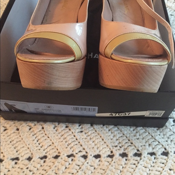 Chanel Platform Chunky Logo Heels. - Picture 6 of 8